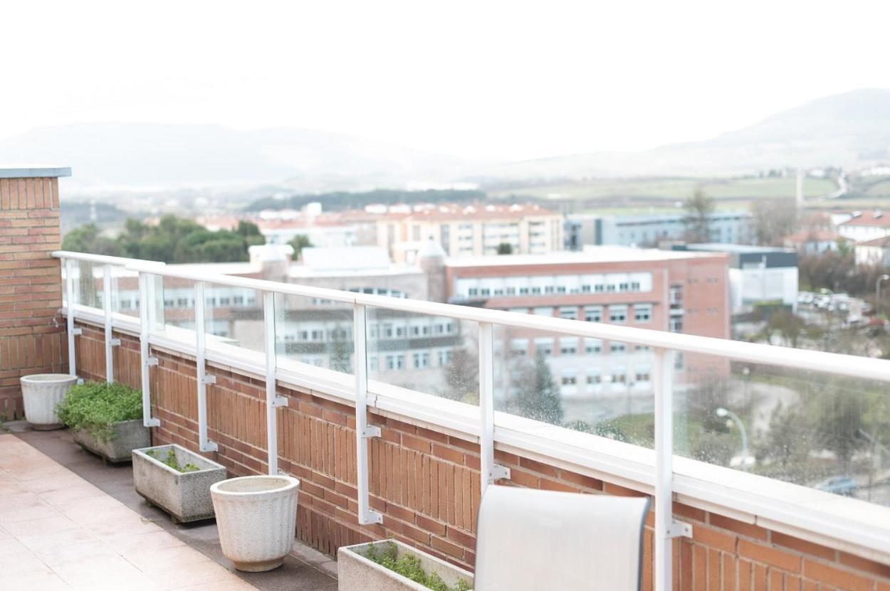 Coqueto Apartamento 2 Dormitorios ปัมโปลนา ภายนอก รูปภาพ