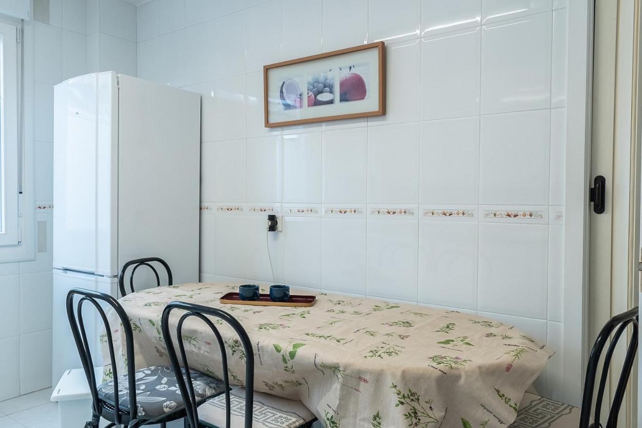 Coqueto Apartamento 2 Dormitorios ปัมโปลนา ภายนอก รูปภาพ