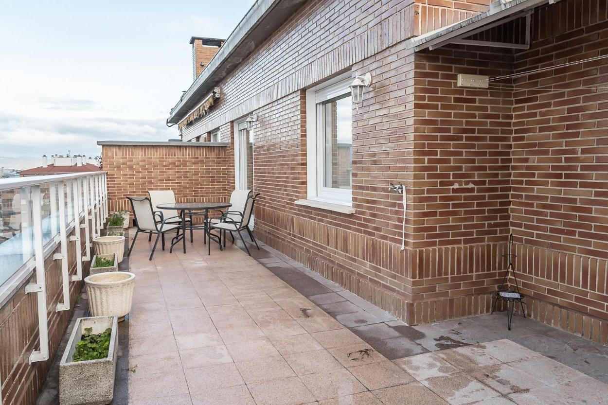 Coqueto Apartamento 2 Dormitorios ปัมโปลนา ภายนอก รูปภาพ